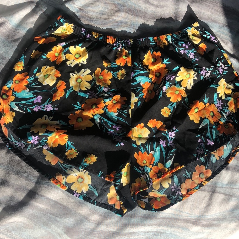 Floral flower shorts